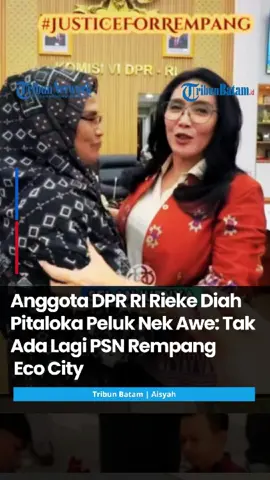Viral di medsos video anggota Komisi VI DPR RI, Rieke Diah Pitaloka memeluk Siti Hawa (68) atau yang dikenal dengan Nek Awe. Dalam video yang viral di medsos itu, Nek Awe bersama politisi PDIP itu tampak memegang salinan dokumen berupa Perpres Nomor 12 Tahun 2025 tentang RPJMN 2025-2029. 