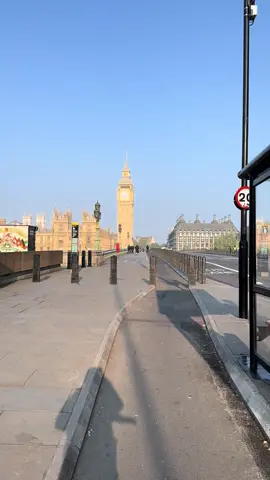 London at 6:00am 💚🌺  #foryou #london #tiktok