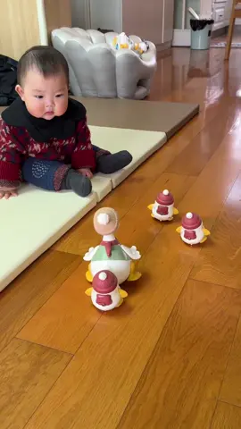 Vịt đâu mà nhiều zậy 🤔🤔 #viabexinhyeu #embedethuong♥️ #nhavia2vach 