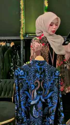 @Alisa Batik Solo @RohmahNaa #fyptiktok 