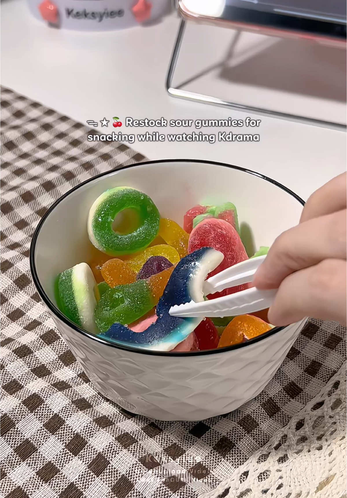 Makanan time demam selesema 🫩 #gummycandy #sourgummies #sourcandy #sourbelts #makananviral 