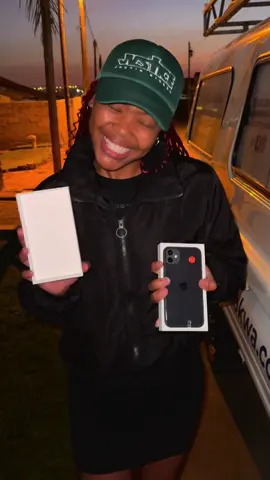 Shoutout to Bokang  ‼️— one of our awesome returning clients! People shop where they're happy, and at Klean Apple, we're all about good vibes and great service! Let us put a smile on your face — come shop with us today! 🛒🛍️ #KleanApple #HappyClients #CustomerLove #ShopWithUs #TechCare #RepeatCustomer #FeelGoodService #happyclient #cashondelivery #iphonetricks #iphone #iphone11 #southafricatiktok #nationwidedelivery #newtrend #goviral #mzansitiktok #fyp #sama28 