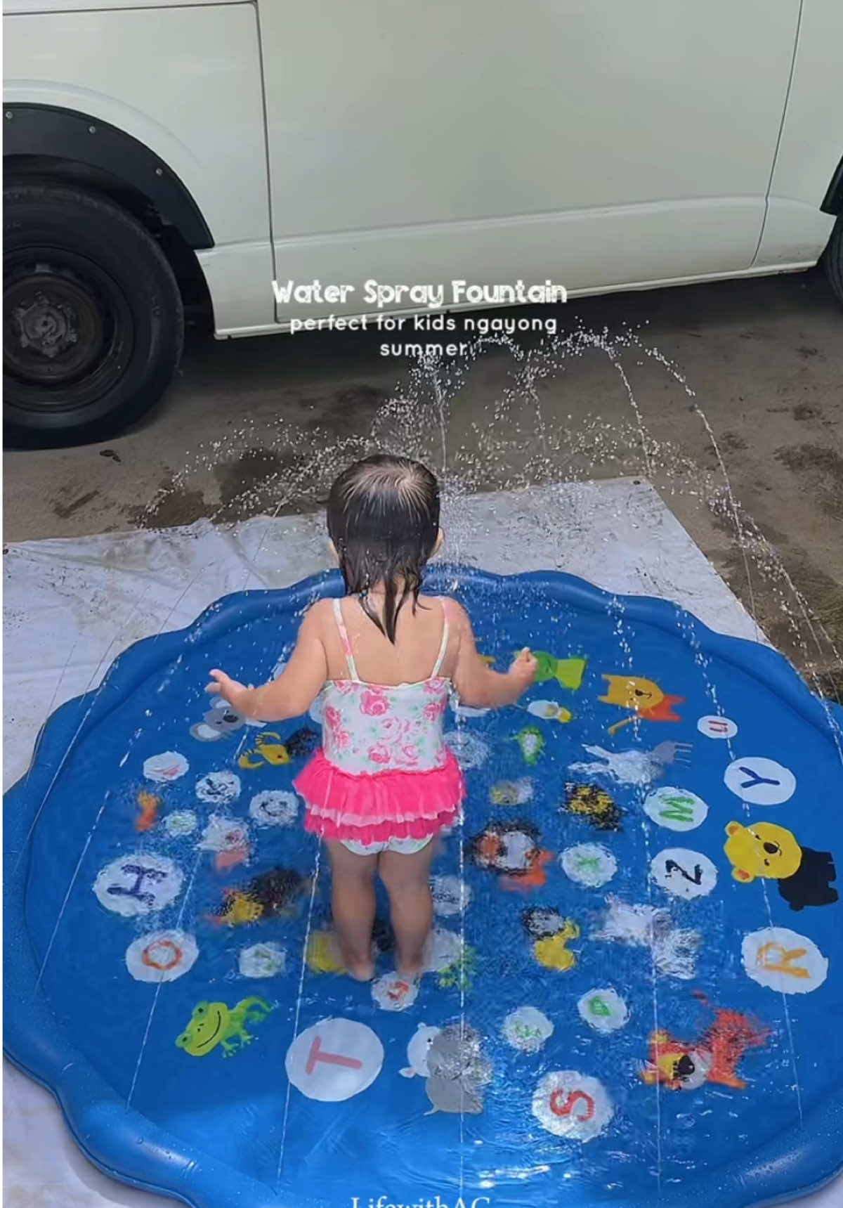 Replying to @Convalexa_28✨🪬 perfect ngayong summer! siguradong mag eenjoy talaga ang kids dito #waterfountain #swimmingpool #summervibes #toddlerswimming 