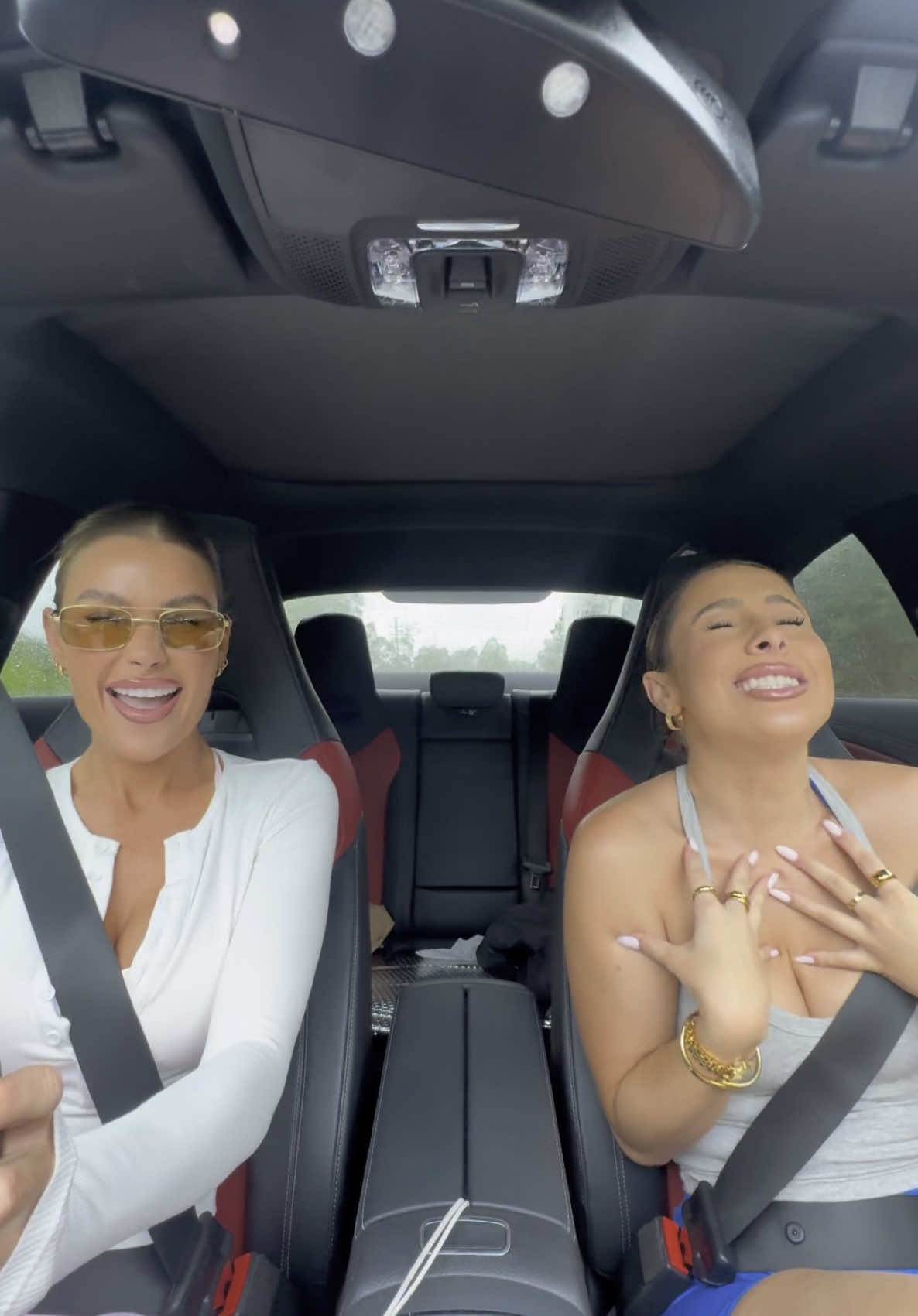 Very diff taste in music I tell you 😂🫶🏽❤️