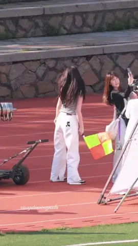 Sao lại mệt lả ra thế này?😂#nguthuhan #yushuxin #estheryu 