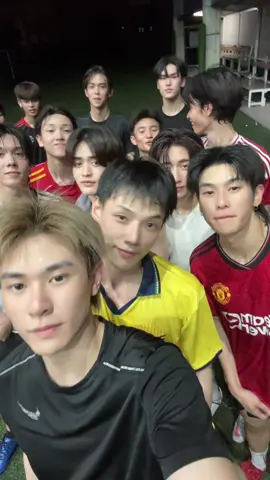 ⚽️ @THIRD LAPAT @DAOU ต้าห์อู๋ค้าบบ~ @Offroad kantapon @somkiddd @Jungwboo @alex.diceofficial @jay.diceofficial @maddoc.diceofficial @obo.diceofficial @CHEESE DICE @frame.diceofficial @เจลเลอร์ เจอปูด 