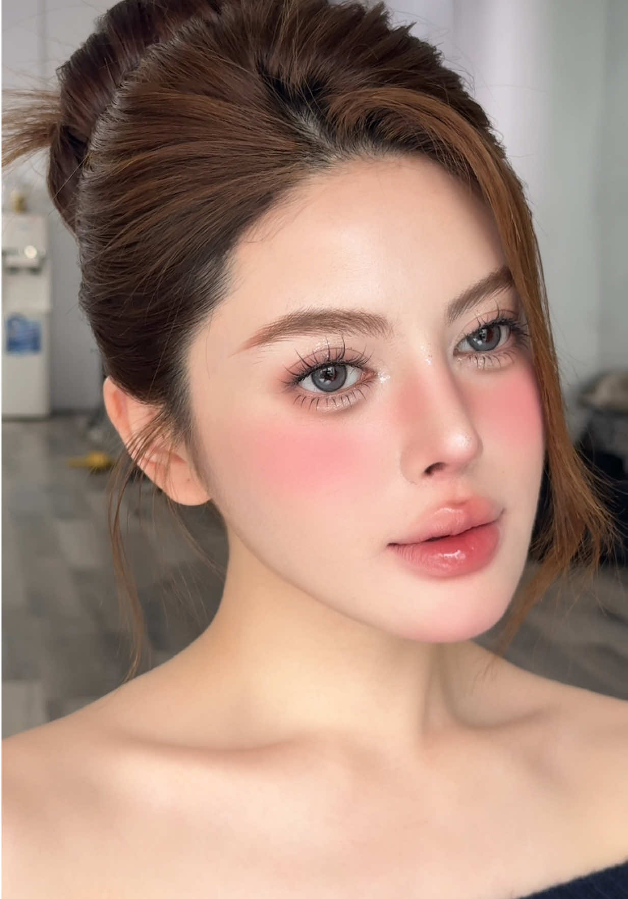 chưa biết gọi tên tone này là gì, nhưng chắc chắn là xinh #makeupbyme #trending #makeup 
