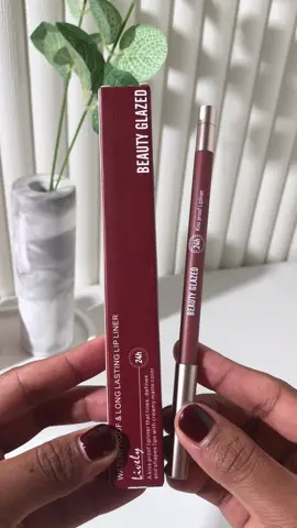 Lip liner anti badai 