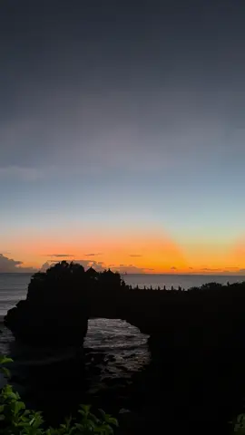 MENUJU SENJA DARI PURA TANAH LOT BALI - INDAHNYA 😍 #puratanahlot #tanahlot #tanahlottemple #tanahlotbali #tabanan #tabananbali 