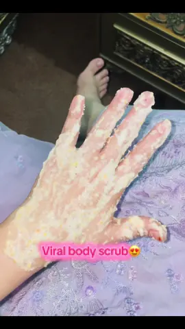 Body scrub for brighten your skin …If uh have any question plz comment below ❤️#viral #sugarscrub #bodycare #bodyscrub #foryoupage #fyp #foryou #bodywhitening 