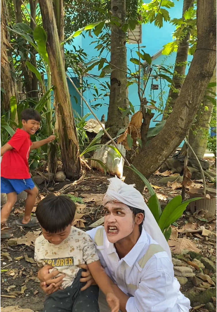 kenapa pada lari sih #funnyvideos #foryoupage #arrul_munyenyo #walid 