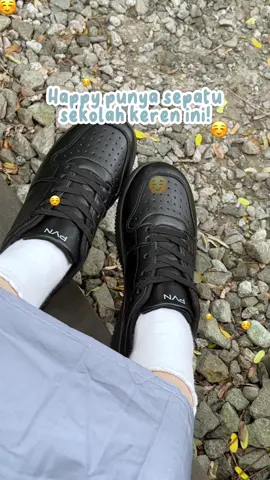 Happy deh punya sepatu hitam aman dari razia 😎🖤 #sepatusekolah #sepatuhitam #rekomendasisepatu #spilltiktokshop #pvnrora #pvn #fyp 