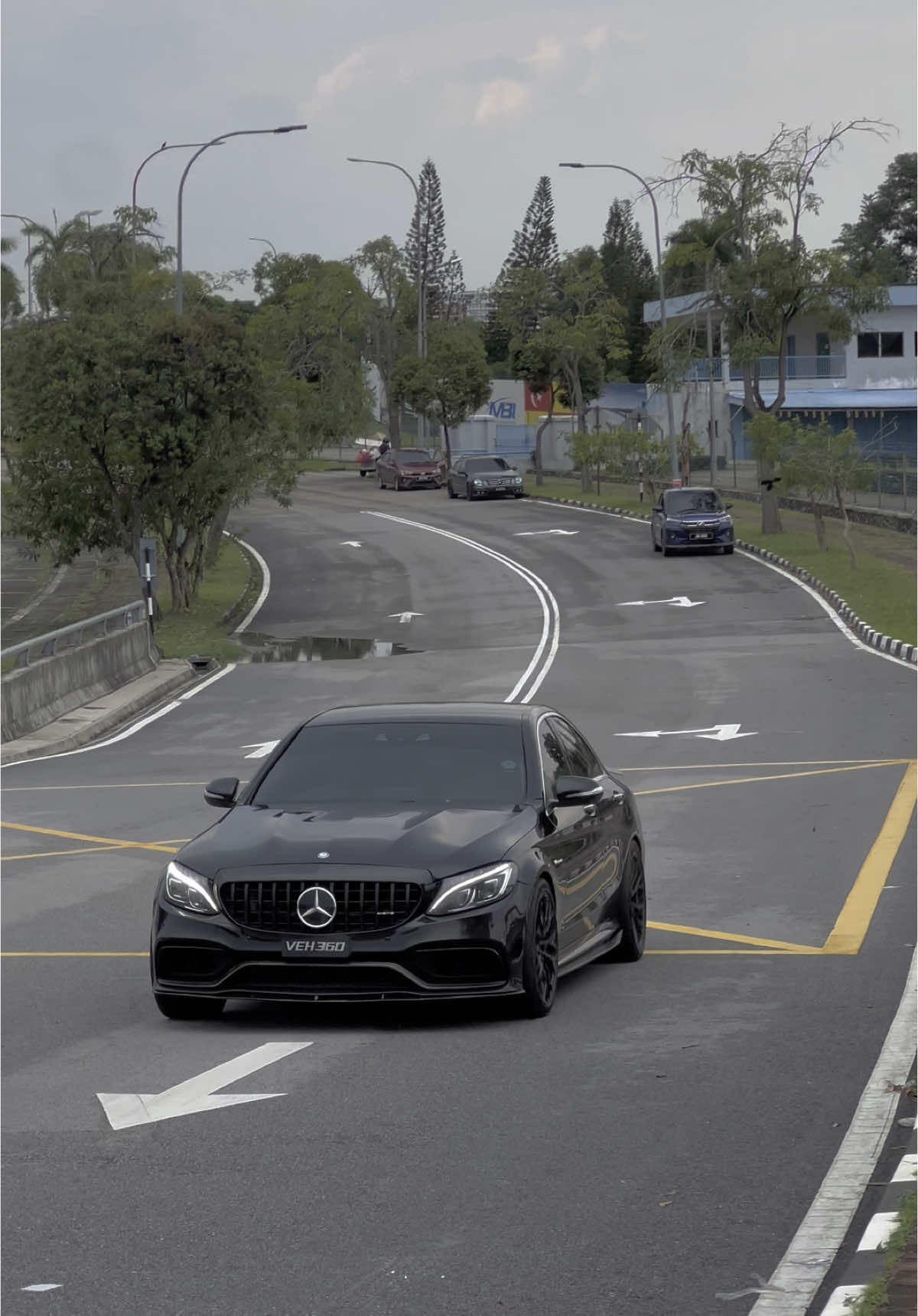 Csexy3 🥷🏻 #mercedesbenz #w205 #w205c63s #fypage #foryoupage #cartiktok #blackmercedes🖤 #mercedesmalaysia 