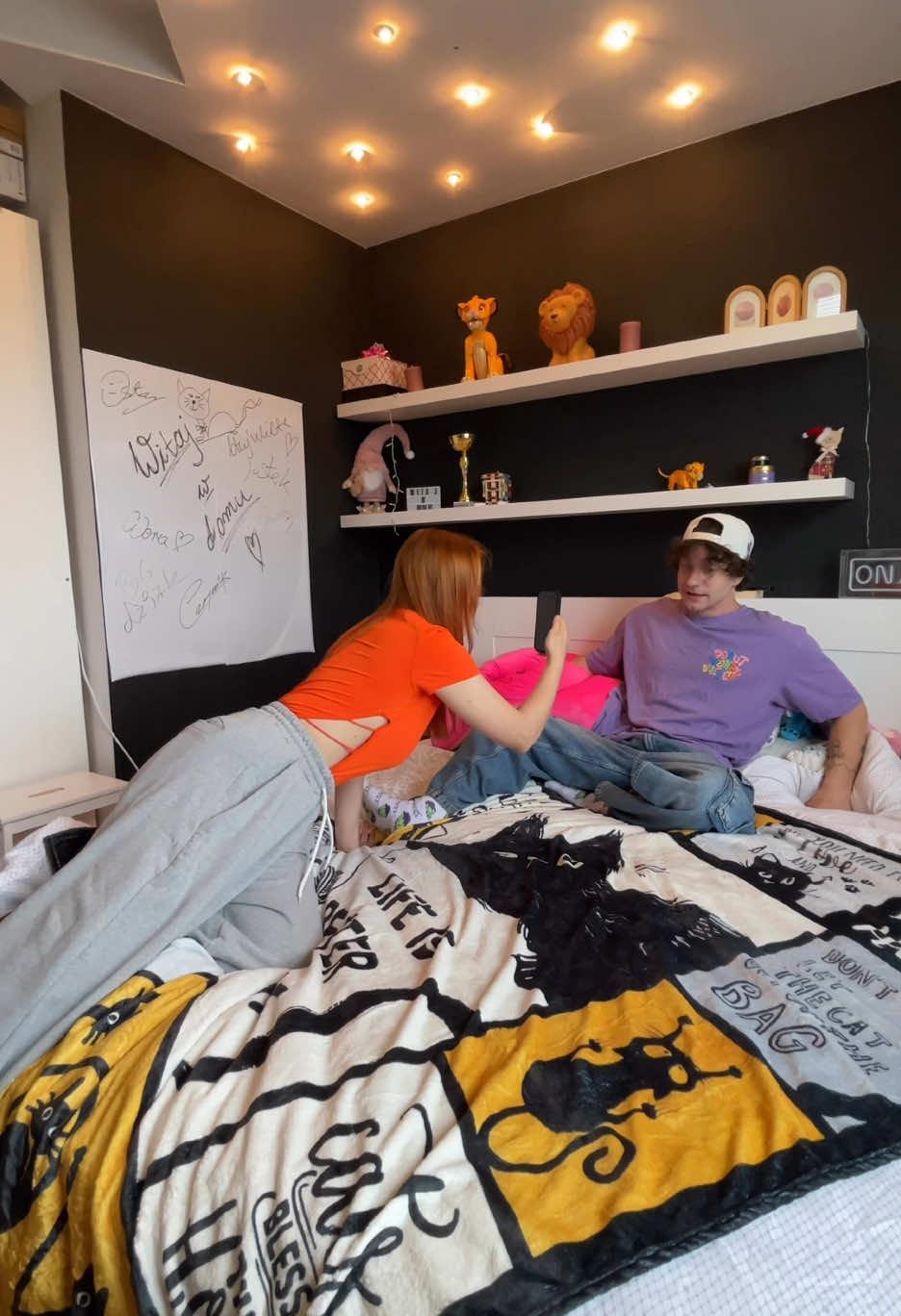 Backstage  💜 @danielo_kaskadero  🧡 @wika_mp3  🩷 @Kinia Tymoszuk 