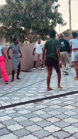 Wee mayeee🙆🏽‍♀️🔥! #gqom#dance#fun #asambeAsambe🔥 #flypシ #🇿🇦tiktoksouthafrica @Smangest_NakedSouls🔥