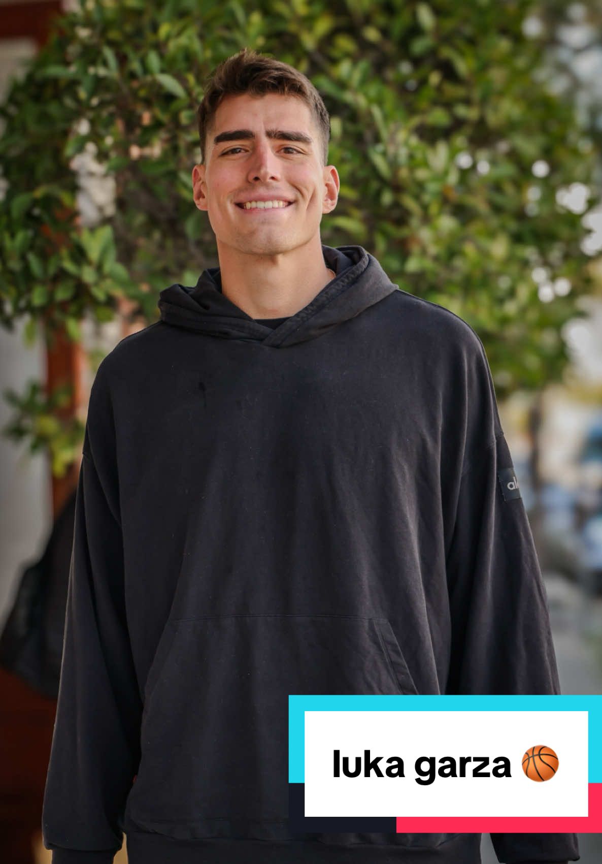 Had fun at the game thanks for having me @Timberwolves 🏀🐺🙏🏾 #peterfouad #streetphotography #timberwolves #NBA #rodeodrive #bizzybones #lukagarza 