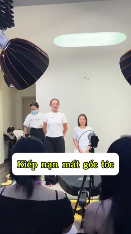 Đã học không giỏi còn không được may mắn 🤷🏻‍♀️ @Hiwon Makeup & Academy @🐍  Jimin Young 🐍 #xuhuong #thinhhanh #viral #hiwonmakeup #reviewlamdep #makeup #CapCut 