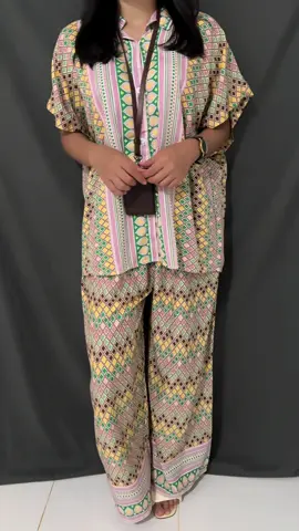 Motif baru nii🔥 #onesetkekinian #oneset #onesetmurah #setelanlenganpendek 