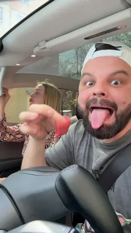 Prank of the Guy with the Tongue #coupl #funny #comedy #funnyvideo #foryou #comedia #jenikafamily 