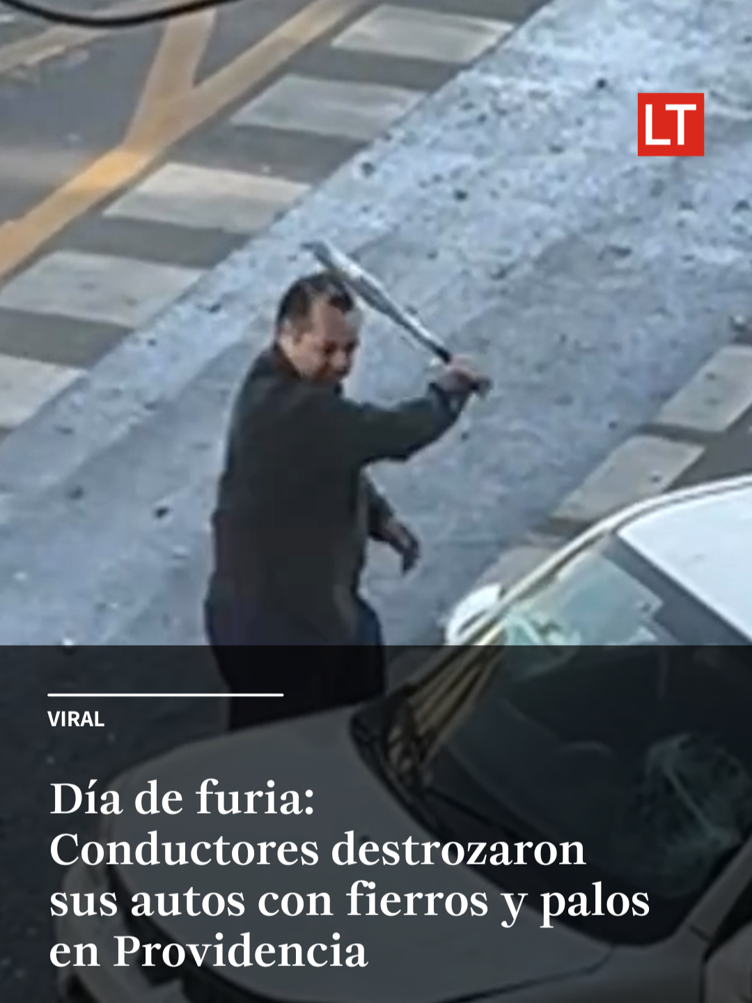 Día de furia: Conductores destrozaron sus autos con fierros y palos en Providencia. En la esquina de Eliodoro Yáñez con Rafael Caña, unos hombres protagonizaron una brutal pelea con fierros y palos, tras haber tenido un simple problema de espacio al estacionar. Uno de los involucrados interpuso una denuncia, luego de que el otro lo chocara varias veces y escapara del lugar.