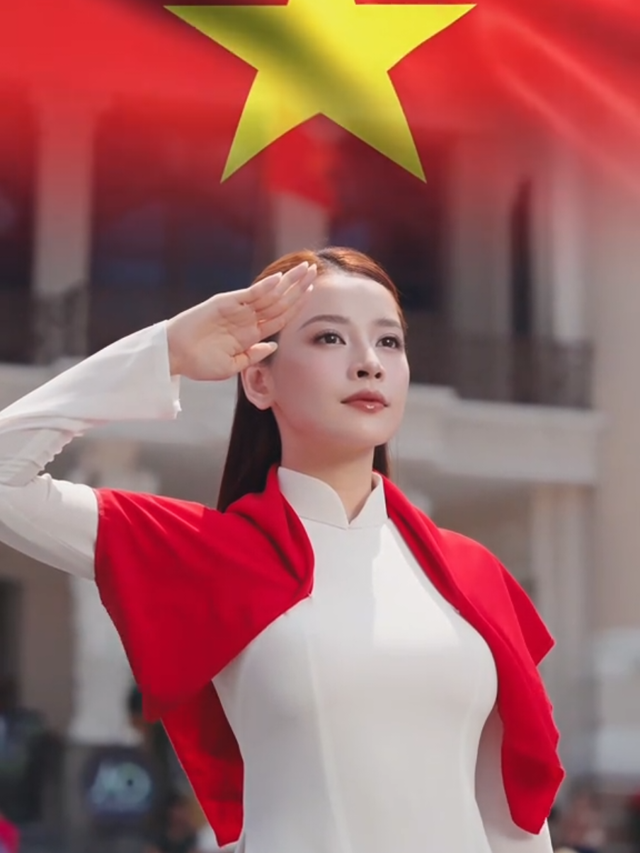 Những ngày này cứ thấy cờ đỏ sao vàng là lòng rạo rực tình yêu!!! Yêu tổ quốc, yêu đất nước yêu những con người Việt Nam yêu nước!!!! #amberliu #chipu #chiber #thaivanchinam #amberchipu #tvcn #chipu芝芙  #30thang4nam2025 #30thang4giaiphongmiennam #50namgiaiphongmiennnam🇻🇳
