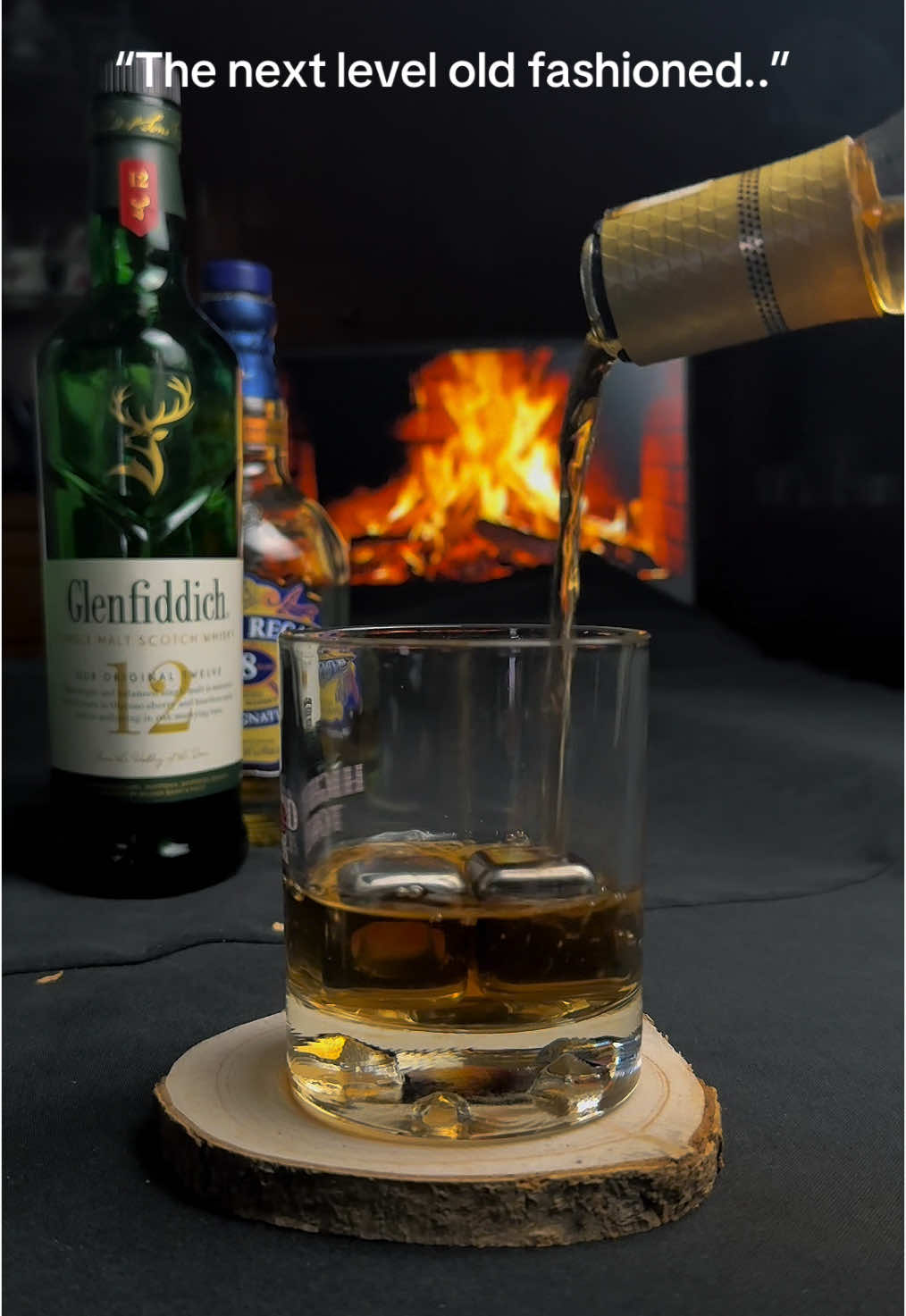 How to do a next level old fashioned.. #drinks #cocktails #oldfashioned #whiskey #whisky #smoky 