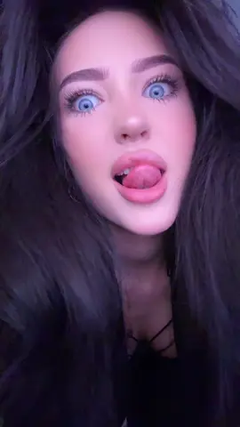 больше обо мне и то чем я пользуюсь в моём тгк:тайный уголок кари💓