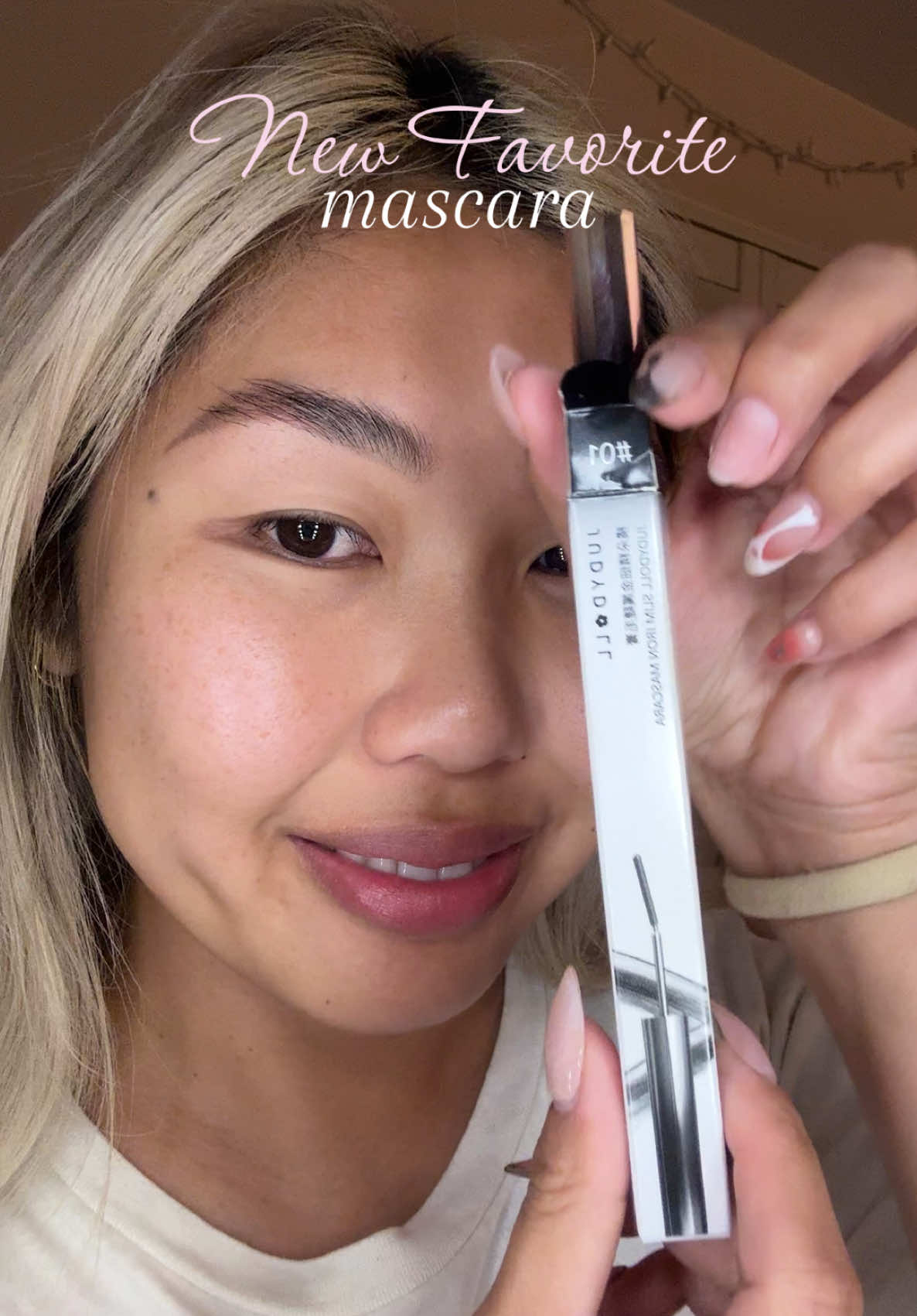 I finally found a mascara that gives my straight Asian lashes volume and length. 🥹🫶🏽 @Judydoll US  #mascara #judydolllashes #asianlashes 
