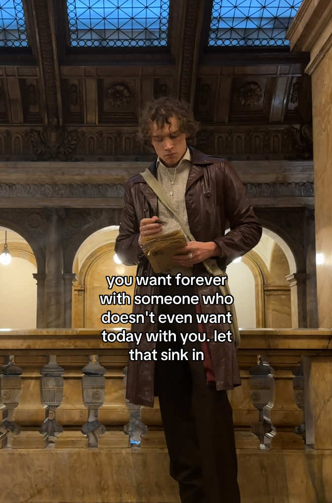 #Love #darkacademia #hopelessromantic #library #nyc 