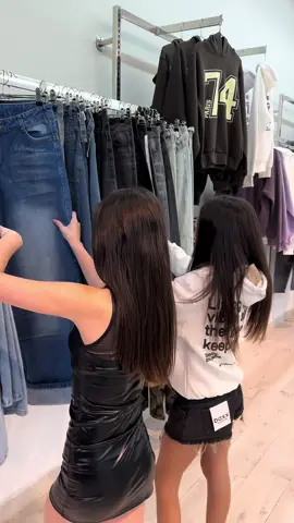 Llamar la atención o pasar desapercibida 🤩🖤 #outfit #viral #fyp #desafio #baxx 