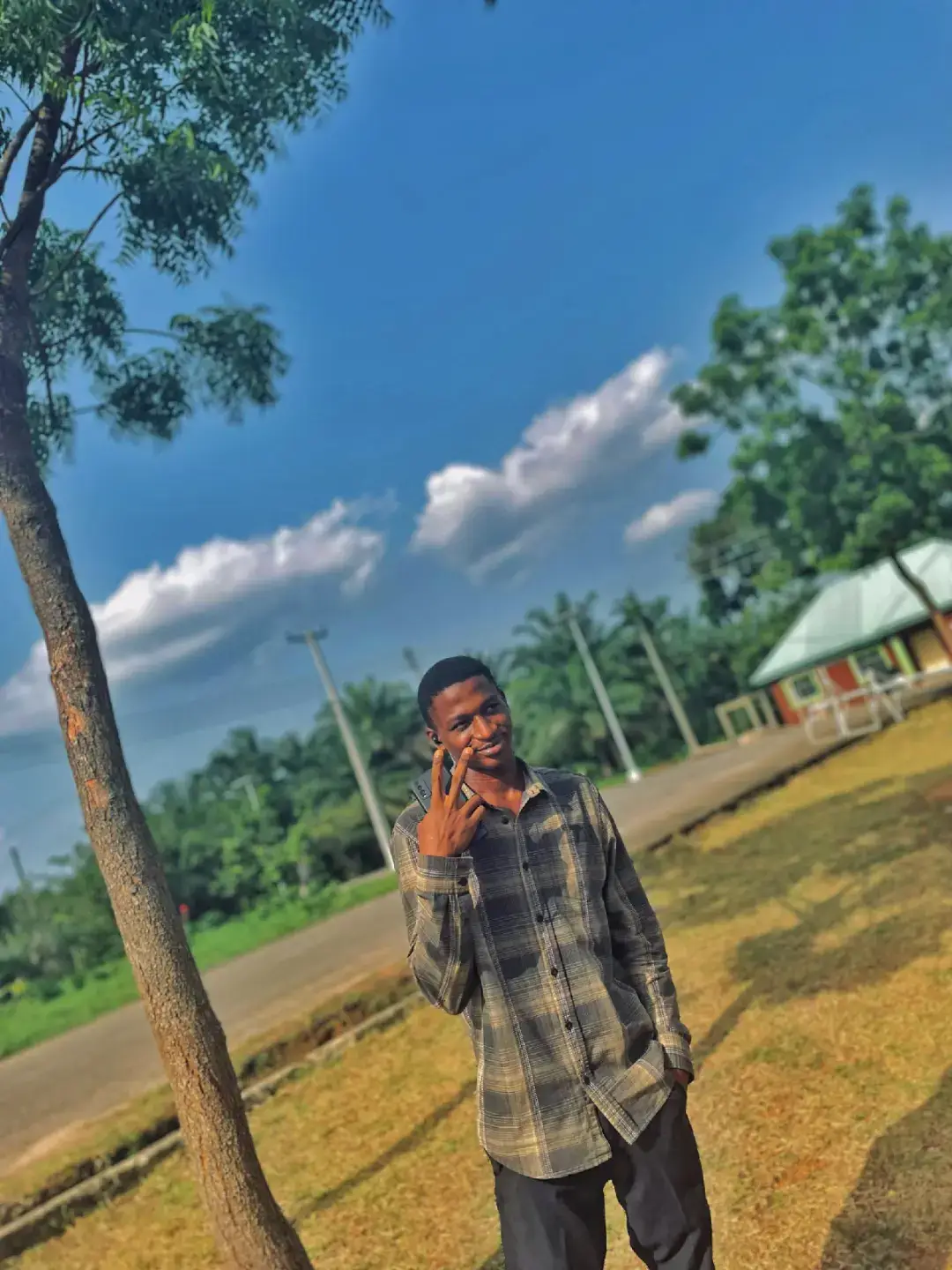 Had a stressful day 😑....decided to take these🥰🤍