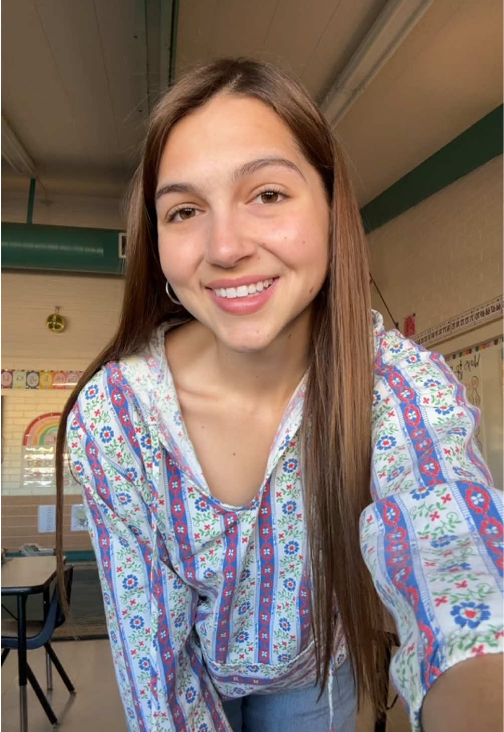 Day 159: flower power teacher fit check 🌼 #teacher #teachersoftiktok #firstgrade #elementaryschool #thrifted #vintage #school #fitcheck #brighton #birkenstocks #bostonclogs #1970s #retro #springfashion 