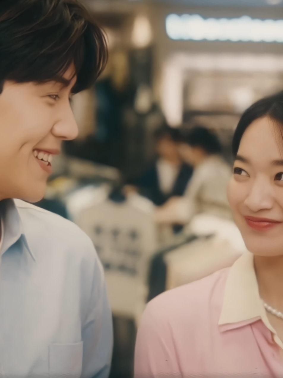 I really love how they look at each other😭🫶 #hometownchachacha  #no1partyanthem  #kimseonho #shinminah 