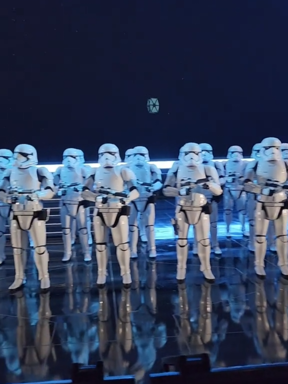 :) #starwars 
