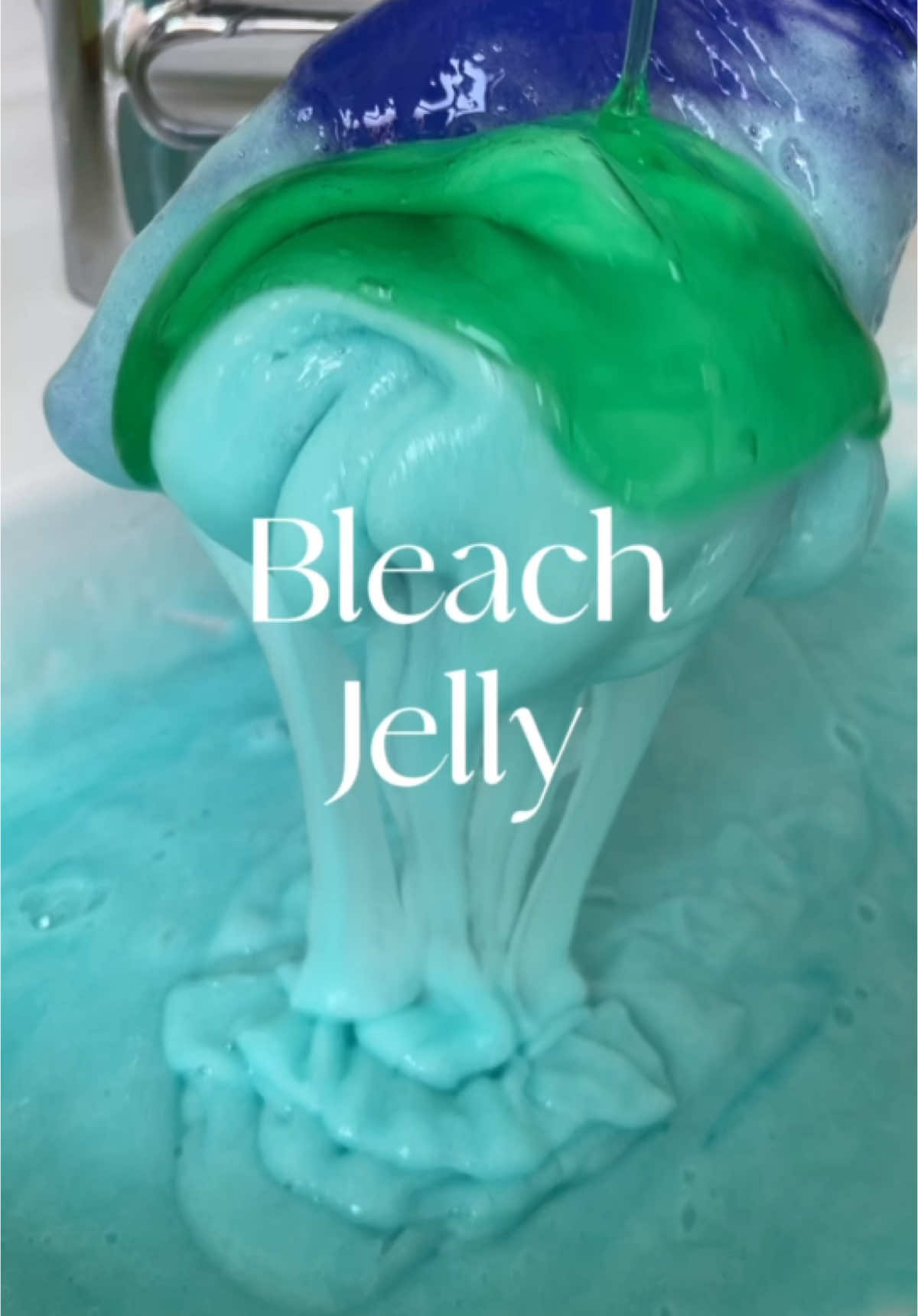 My *attempt* at @🧽Jessica B Garza🧽  Bleach Jelly Slime. This didn’t set jelly like hers- maybe wrong choice of products! Also chose the wrong sponges- incredibly hard to squeeze so a lot of hand mixing! Did love the end texture though! When I took the lid off the box I saved this in I had to leave the room- super toxic and made my eyes sting. I still haven’t dealt with it 😩 Products Used: Domestos Gold Bleach Easy Original DS #bleachjelly #bleach #dishsoap #slime #cleaningslime #slimeasmr #bleachasmr #jelly #jellyasmr #easy #domestos #green #original #bleachslime #fyp #asmr #spongesqueezing #satisfyingvideo #CleanTok #spongeasmr #sudsy #visualasmr #foryoupage #spongesqueezingasmr #cleantokuk #viral #sponge #asmrsounds #soapasmr 