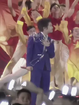 : ngôi sao của mình 😭 #captainboy 