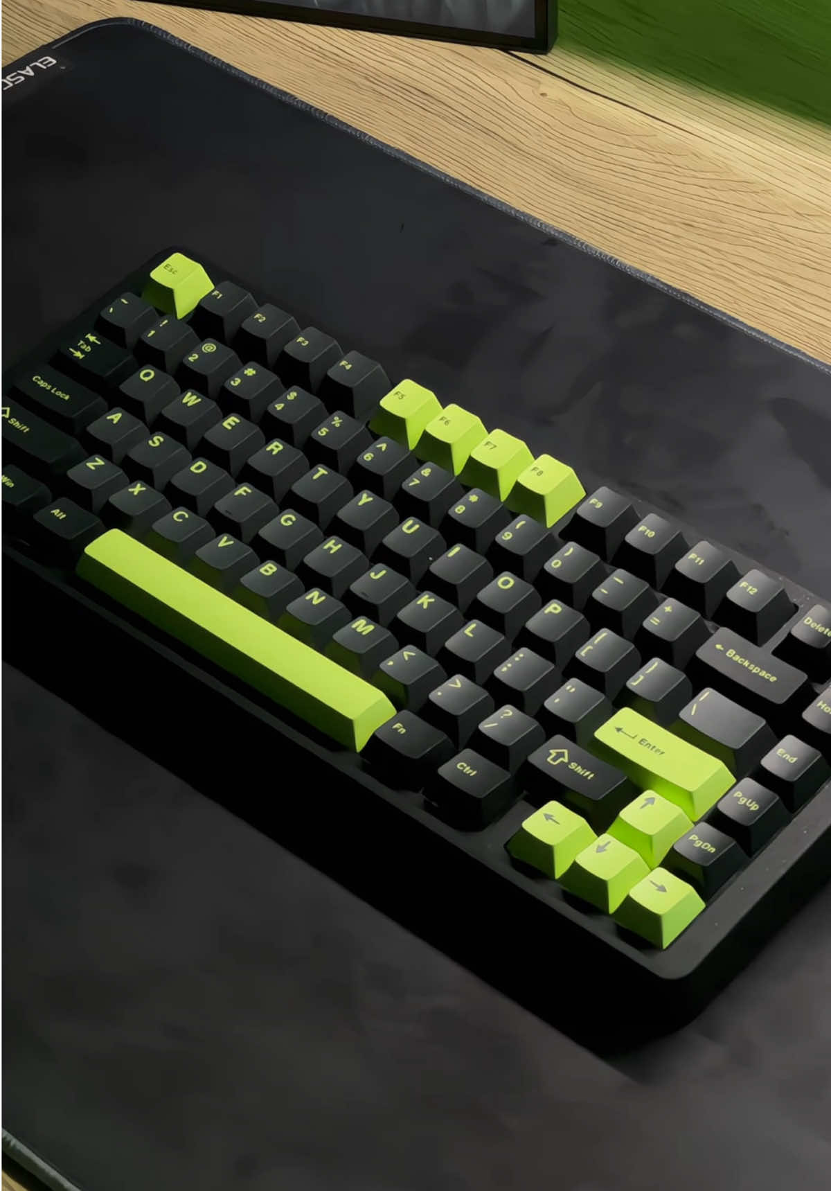 Thanks to @mechlands for the “BLADE 75” keyboard 🤩🤍 #setup #pc #GamingSetup #setupgaming #techtok #keyboard #gamingkeyboard #fyp #fypシ゚ #viral #سيت_اب #بيسي #بي_سي #كيبورد #كيبورد_قيمنق #اكسبلور 