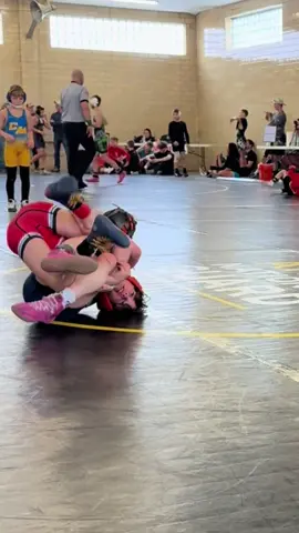 When your losing a match and the spladle could change it all…..but then #fyp #wrestling #girlswrestling #girlsthatwrestle #wrestlelikeagirl🤼‍♀️ #spladle #womenswrestling #youthwrestling #wrestlinglife #wrestlingmoves #humor #funny #rude #justletmepinyou 