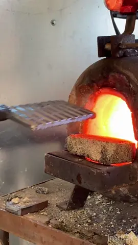 This was a fun object to forge: a Chinese cleaver! #cleaver #chefknives #forging #hammer