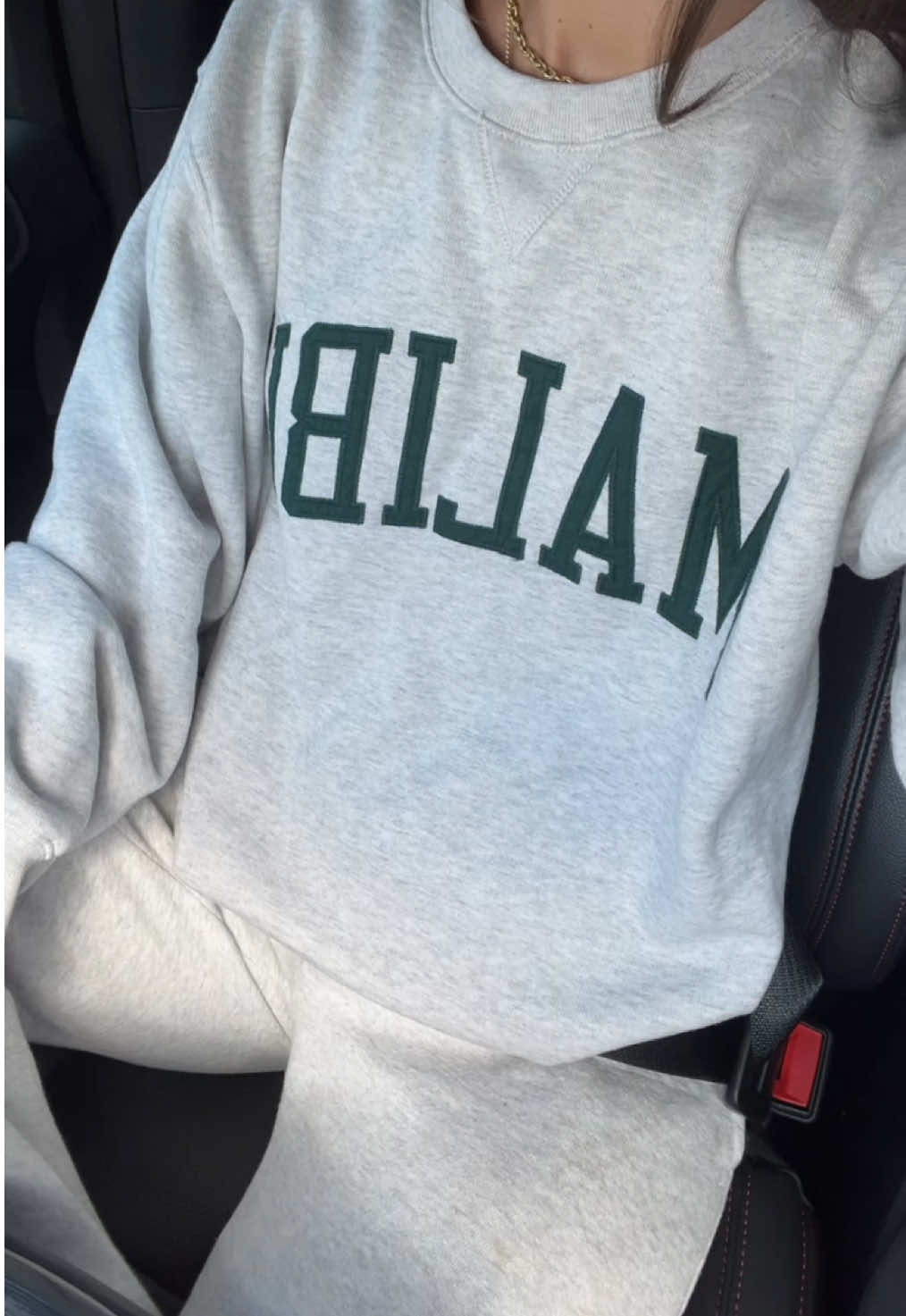 groutfits on roadtrips >>