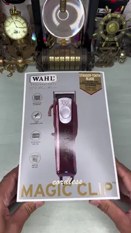 ✂️Gadget Number 317 / Link in Bio✂️ #wahl #wahlmagicclip #wahlmagicclipcordless #barber #barbershop #tondeuse #tondeuseacheveux #aliexpress #gadget #unboxing #tiktokmademebuyit #staninours #staninoursviral 