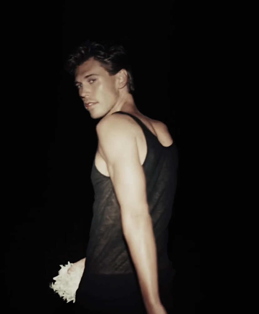 omg Austin and Zoe love scene gonna go crazy #austinbutler #austinbutleredit #austinbutleredits #fyp #edit // sm clips @Gabs 