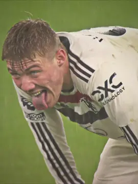 Honestly thought we’d have had a proper striker for the next decade 🇩🇰🕊️ • #manchesterunited #hojlund #footballtiktok #edit #fyp 