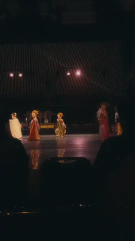 Happy World Dance Day 2025✨️ #worlddanceday #tariindonesia #traditionaldance #jawapride #tari #seni #dance 