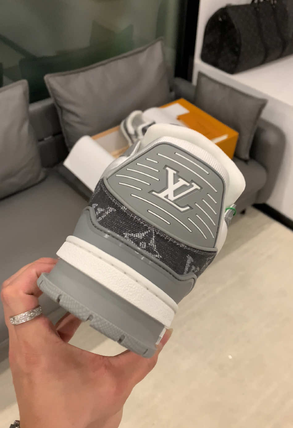 Lv Trainers 🩶@Maskick #Ivtrainers #Ivshoes #fashion #sneakers #mensfashion #OOTD #streetwear #fashiontiktok #pourtoi #viral #tiktokviral #xyzbca 