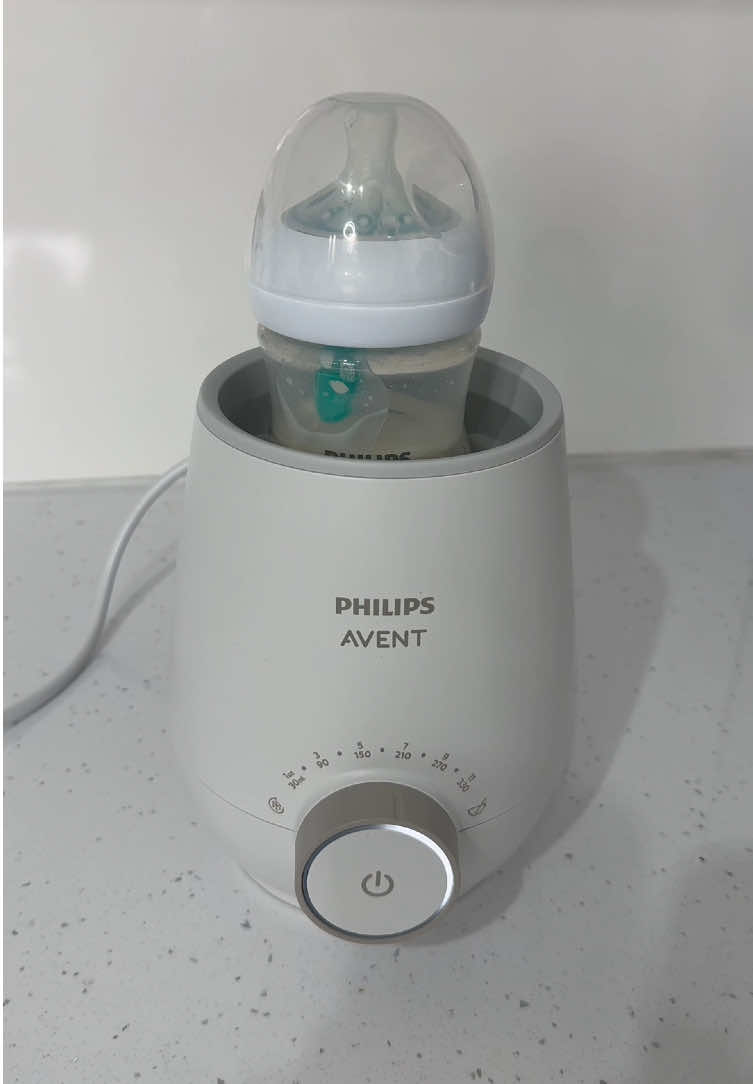 Feeding a baby? A bottle warmer = game changer. Thank me later 🍼🔥 
#PhilipsAvent #MumHack #TikTokShopFinds  #Feeding #BabyFeeding  #avent #mothersoftiktok #mumsoftiktok #babiesoftiktok #newborn #parents #babiesoftiktokuk #babybottles #babyessentials 