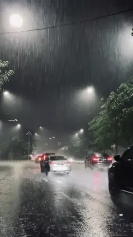 malam malam gini enak nya dengerin lagu galau 😔#lyrics #masukberanda #galau #sadvibes #💔🥀 #fyppppppppppppppppppppppp #fypシ゚ #4youpage #tiktokpelitfyp #story #mots? 