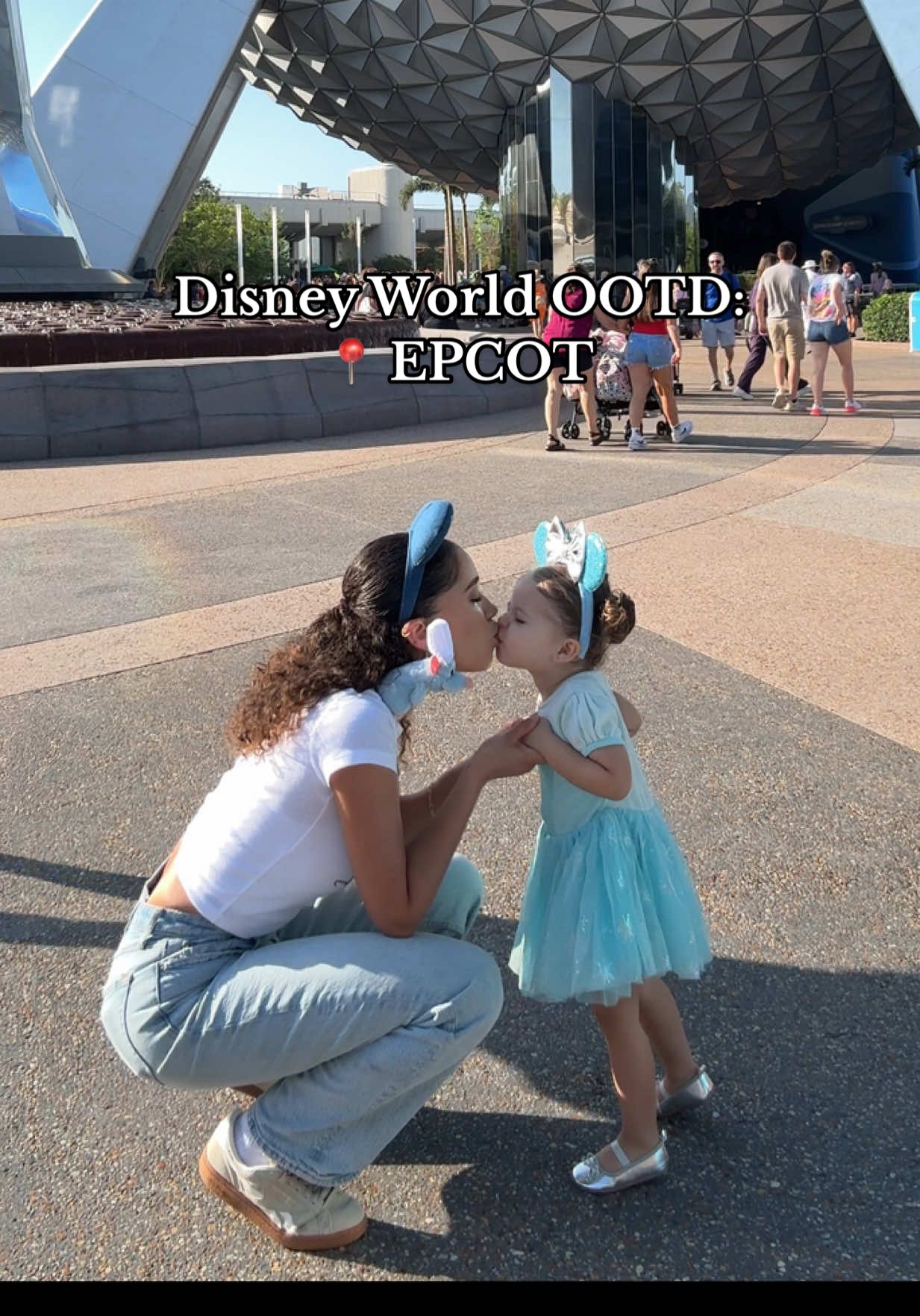 📍 Epcot !!!! #toddlermom #disneymom #epcot #epcotball #disneyootd #disneystyle #girlmama #girlmom #disneyobsessed #disneyparks #disneyprincess #disneyworld #disneytiktok #disneyadult #disneytrip #disneyoutfits 