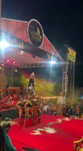 LIVE Naden Sukomakmur #fyp #jarankepangtemanggung #tradisionaldance #masukberanda 