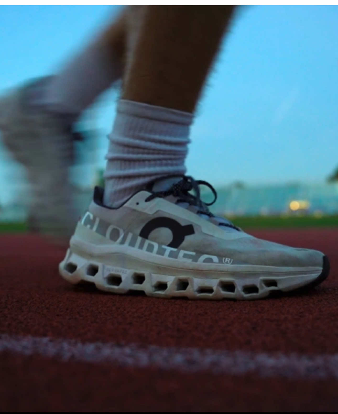 How far are you willing too go? #gym #fyp #Running #xbcyza #strenzzz #marathon #cinematography 